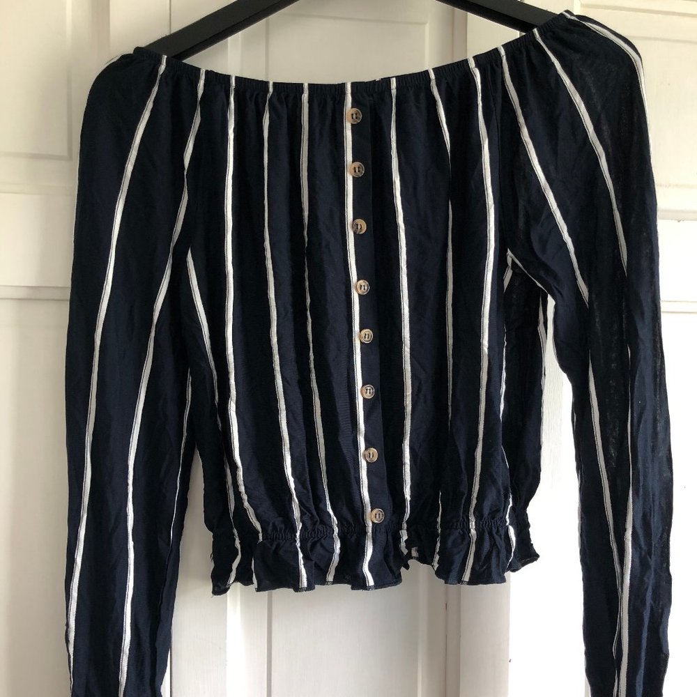 Off-The-Shoulder Top - Picture 2 of 4
